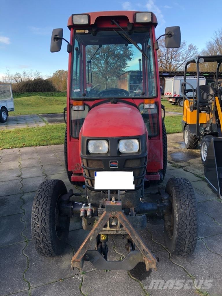 Shibaura ST 330 HST Taajamatraktorit