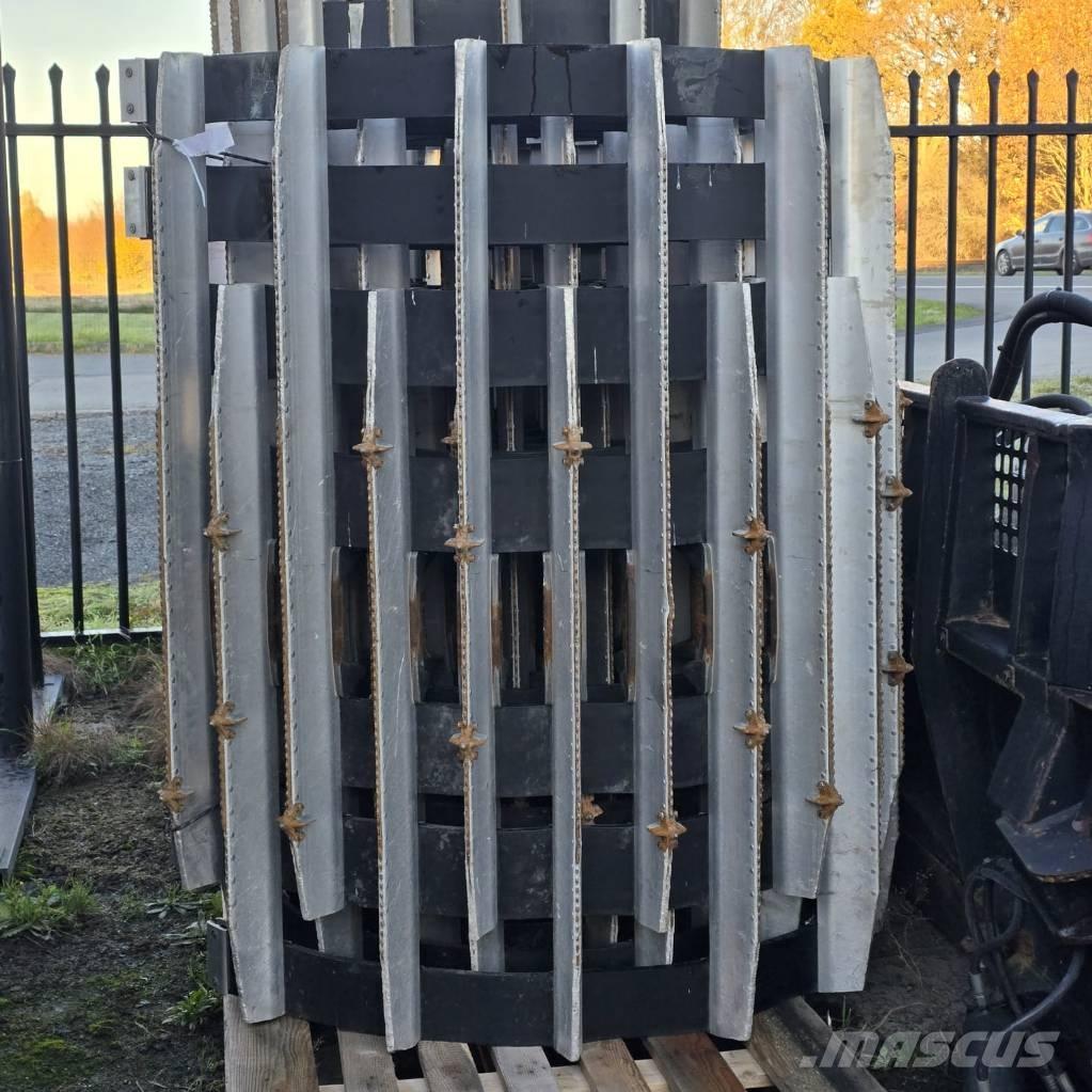 Kässbohrer PB 600 Rinnekoneet