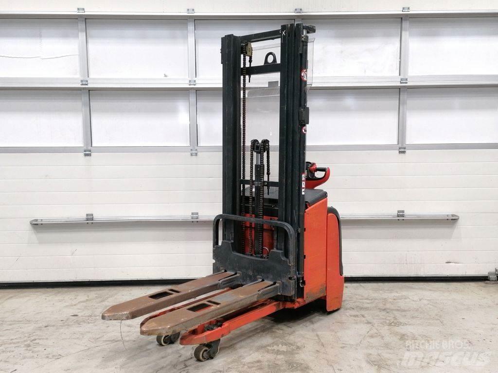 Linde L14I Käyden ajettavat pinoamistrukit