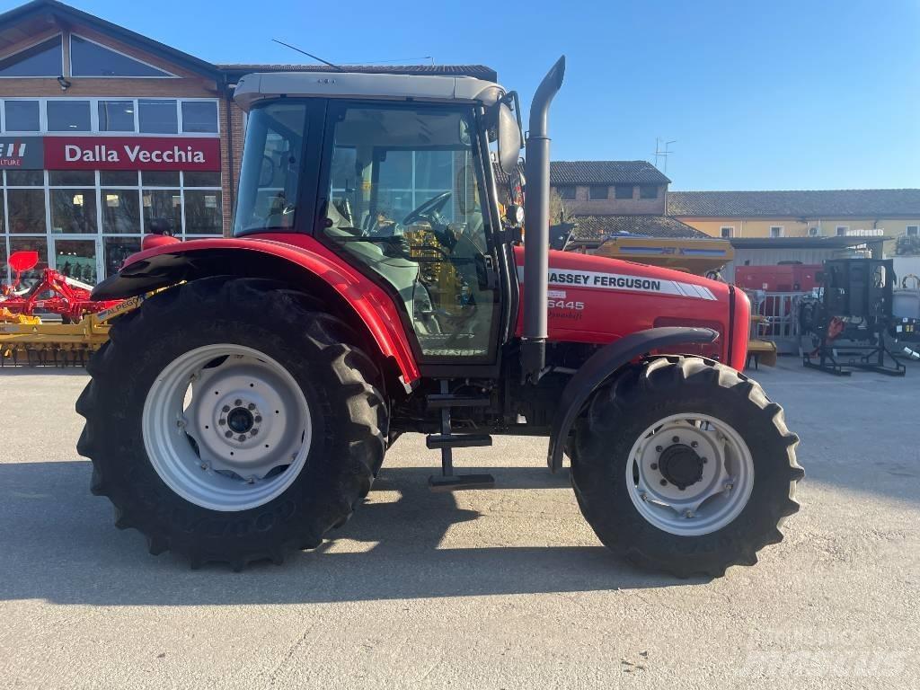 Massey Ferguson 6445 Traktorit
