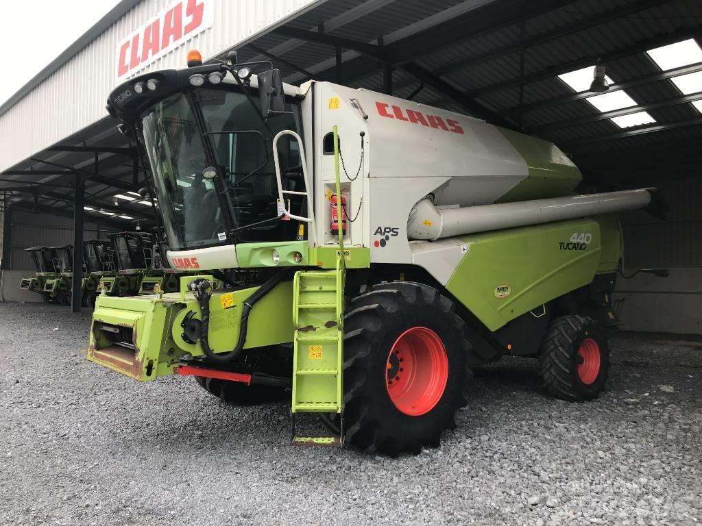 CLAAS Tucano 440 Leikkuupuimurit
