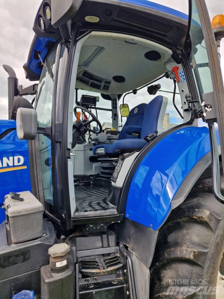 New Holland T 7.210 Traktorit