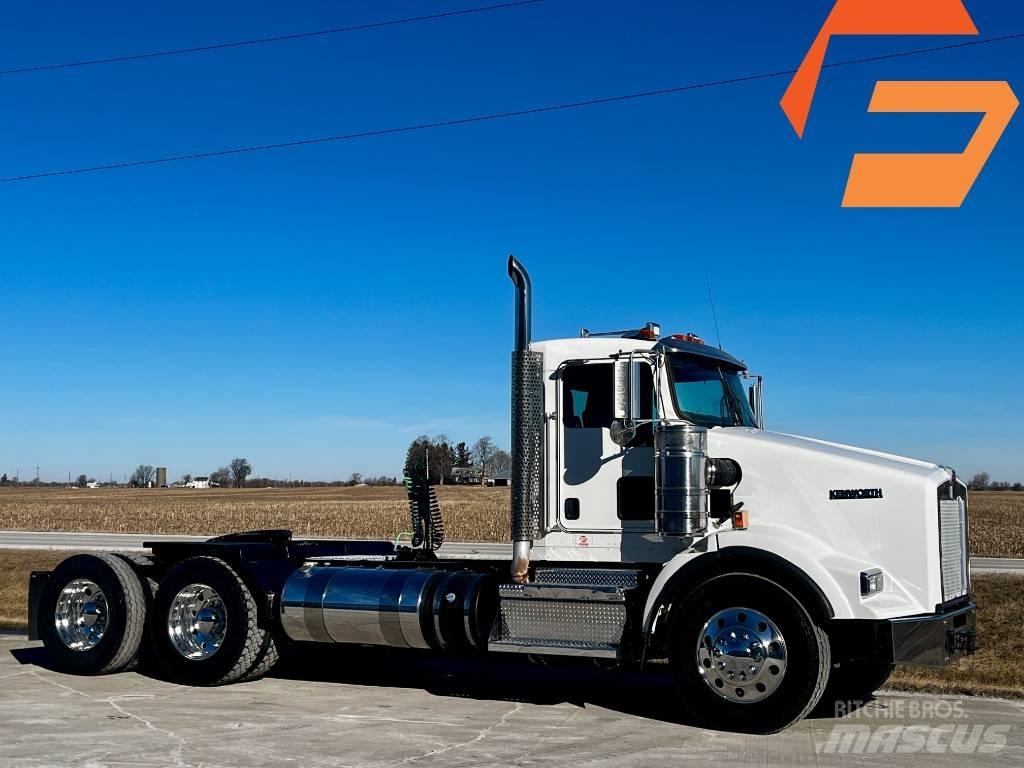 Kenworth T 800 Vetopöytäautot