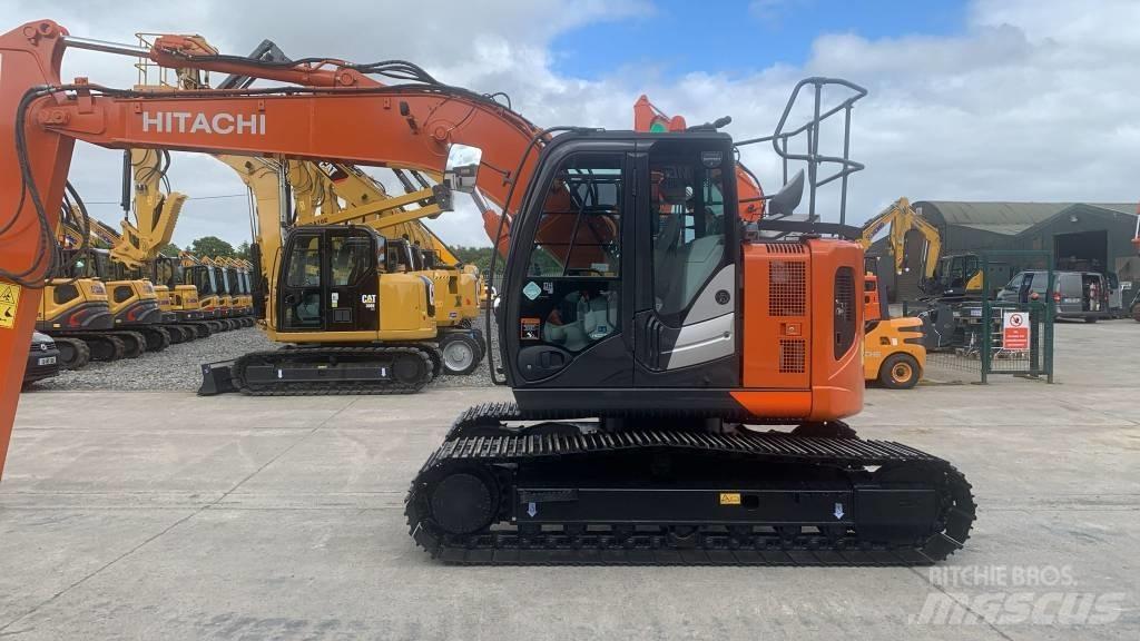 Hitachi ZX 135 US-6 Telakaivukoneet
