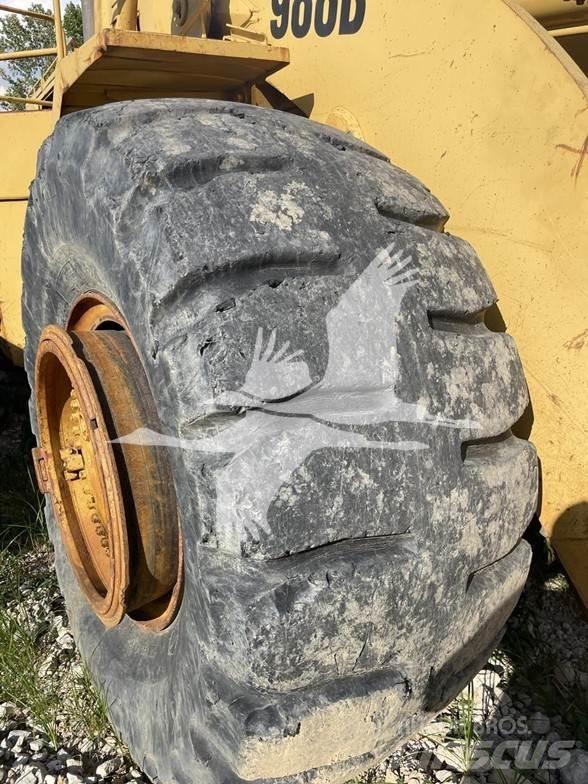 CAT 988B Pyöräkuormaajat