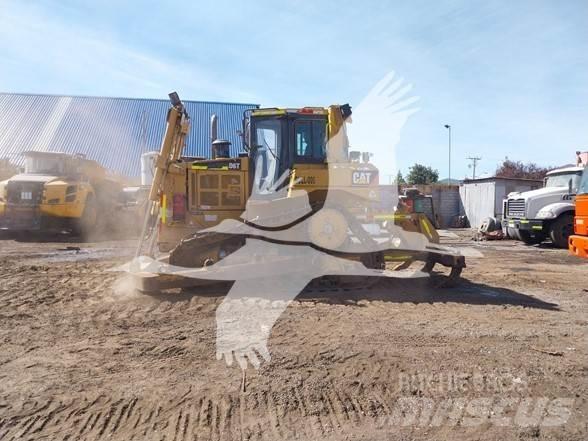 CAT D6T Telaketjupuskutraktorit