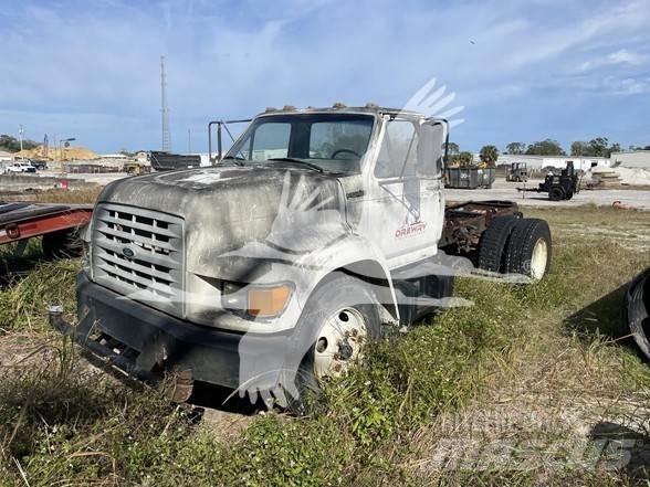 Ford F800 Kuorma-autoalustat