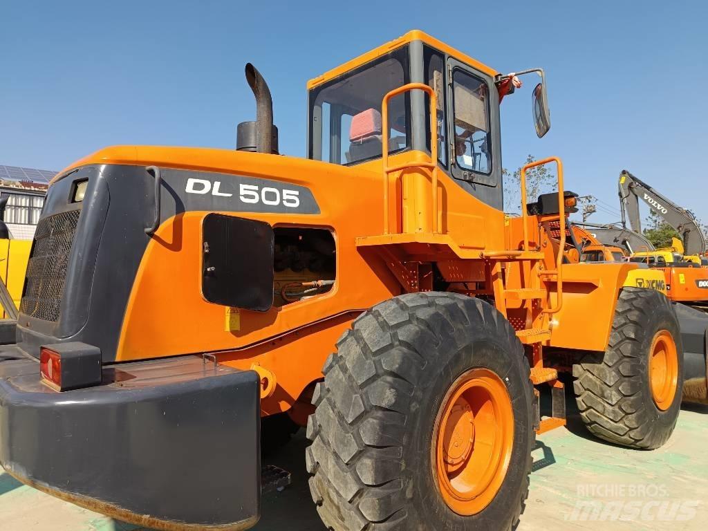 Doosan DL505 Pyöräkuormaajat