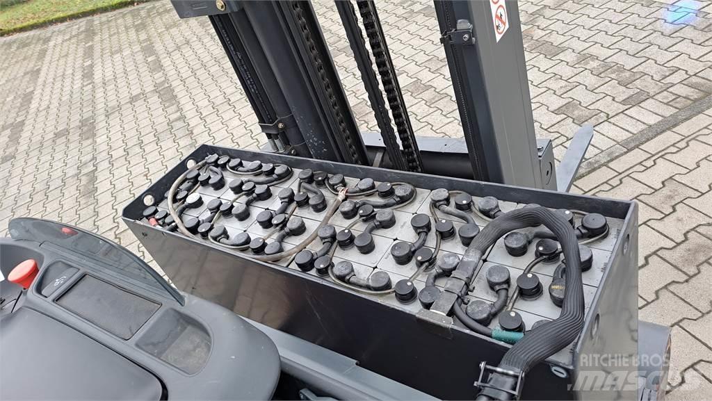 Linde R14 Työntömastotrukit