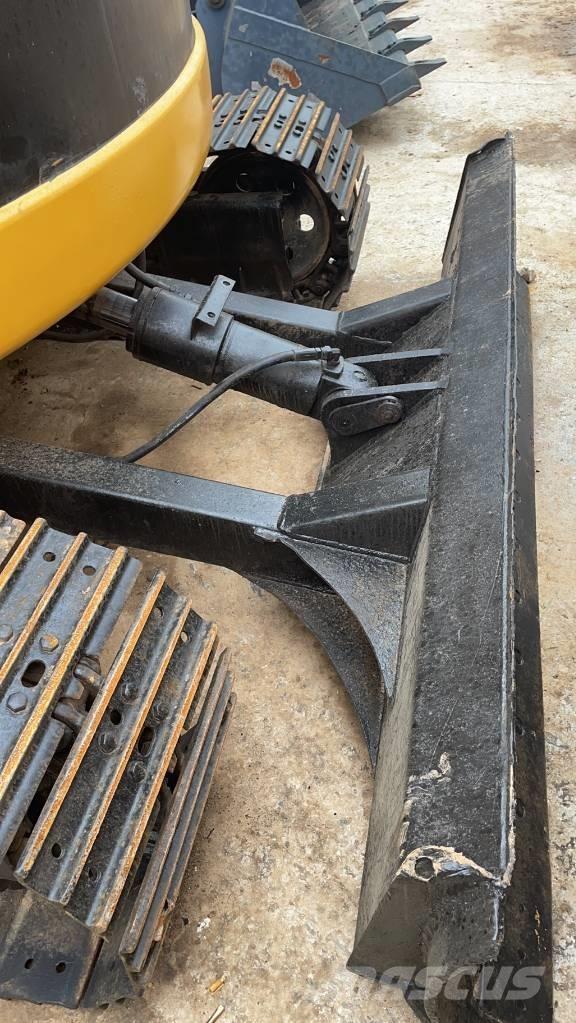 CAT 308C Midikaivukoneet 7t - 12t