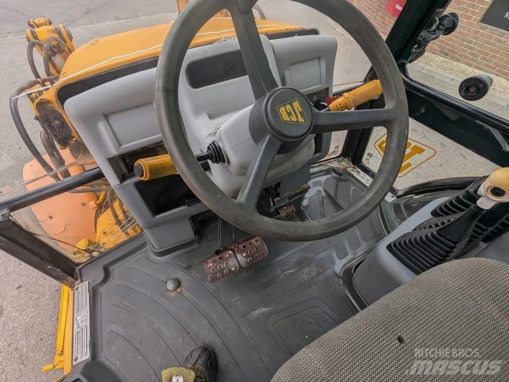JCB 3 CX Kaivurikuormaajat