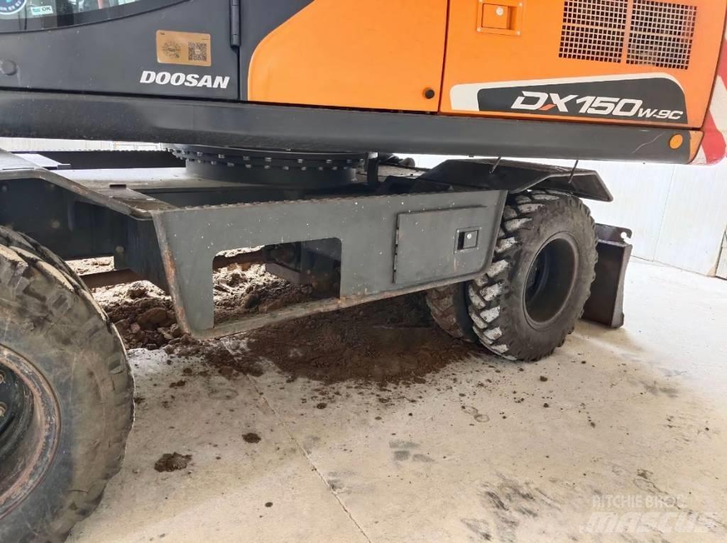 Doosan DX 150W-9C Pyöräkaivukoneet