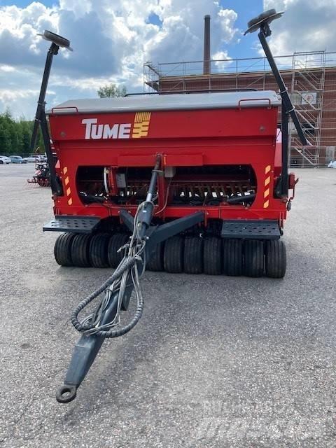 Tume Novacombi 3000 Kylvölannoittimet