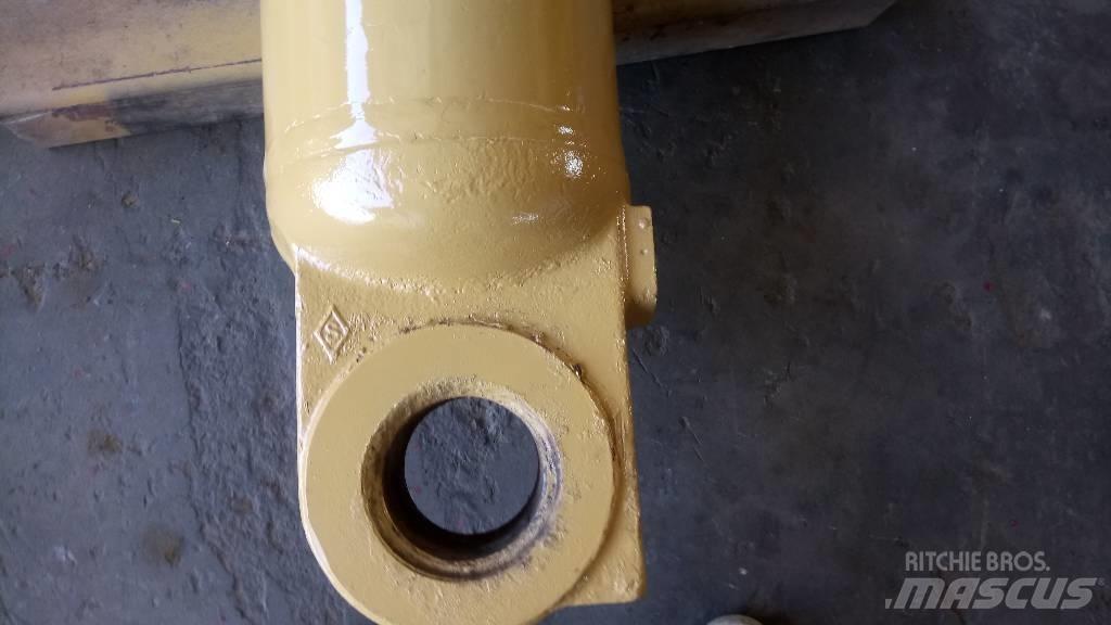 CAT 988 B Hydrauliikka