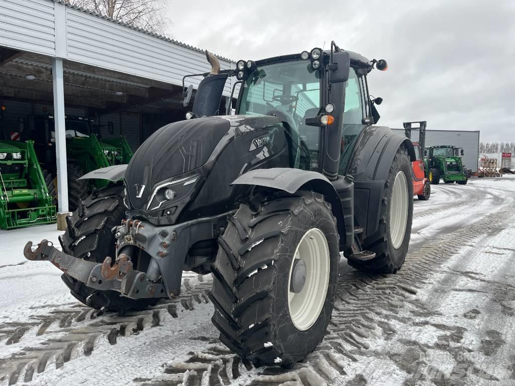 Valtra T 174 Traktorit