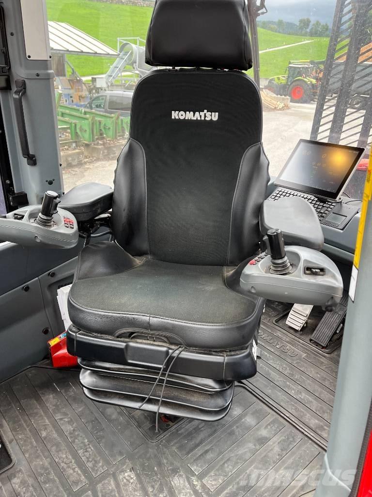 Komatsu 855 Kuormatraktorit