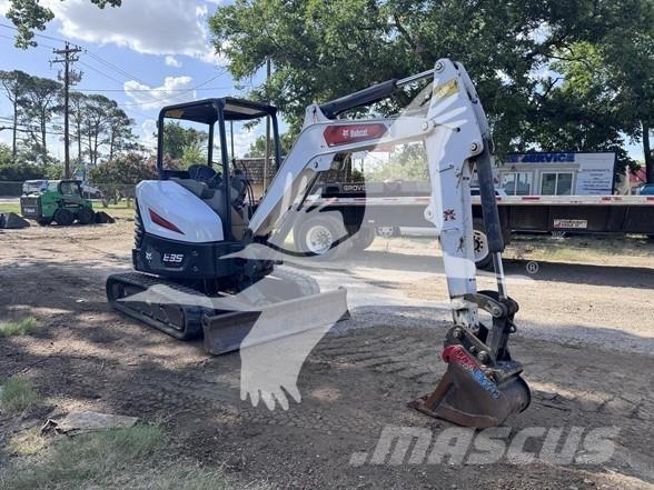 Bobcat E35i Minikaivukoneet < 7t