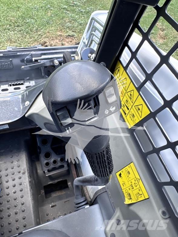 Bobcat T450 Liukuohjatut kuormaajat