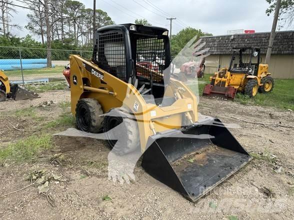 John Deere 315 Liukuohjatut kuormaajat