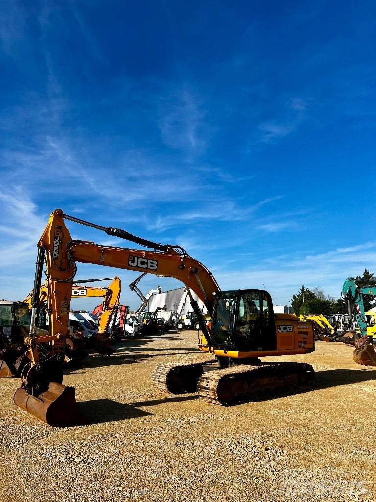 JCB JS 220 N LC Telakaivukoneet
