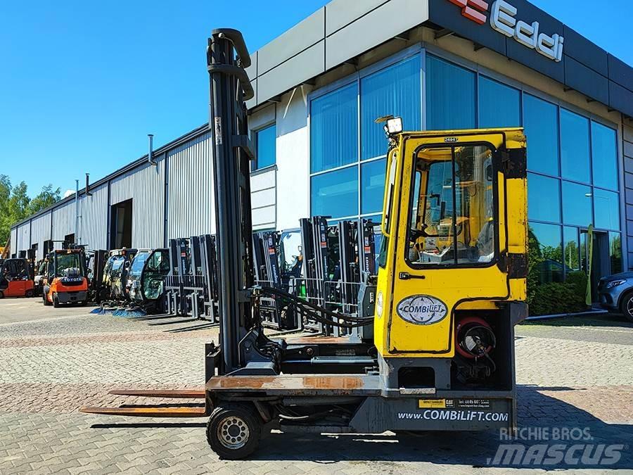 Combilift C4000 Nelitietrukit