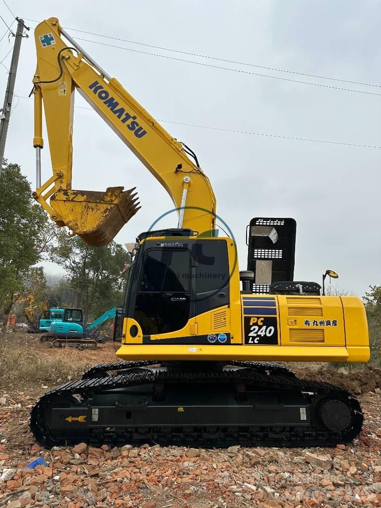 Komatsu PC 240-8 Telakaivukoneet