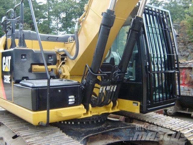 CAT 320 E Telakaivukoneet