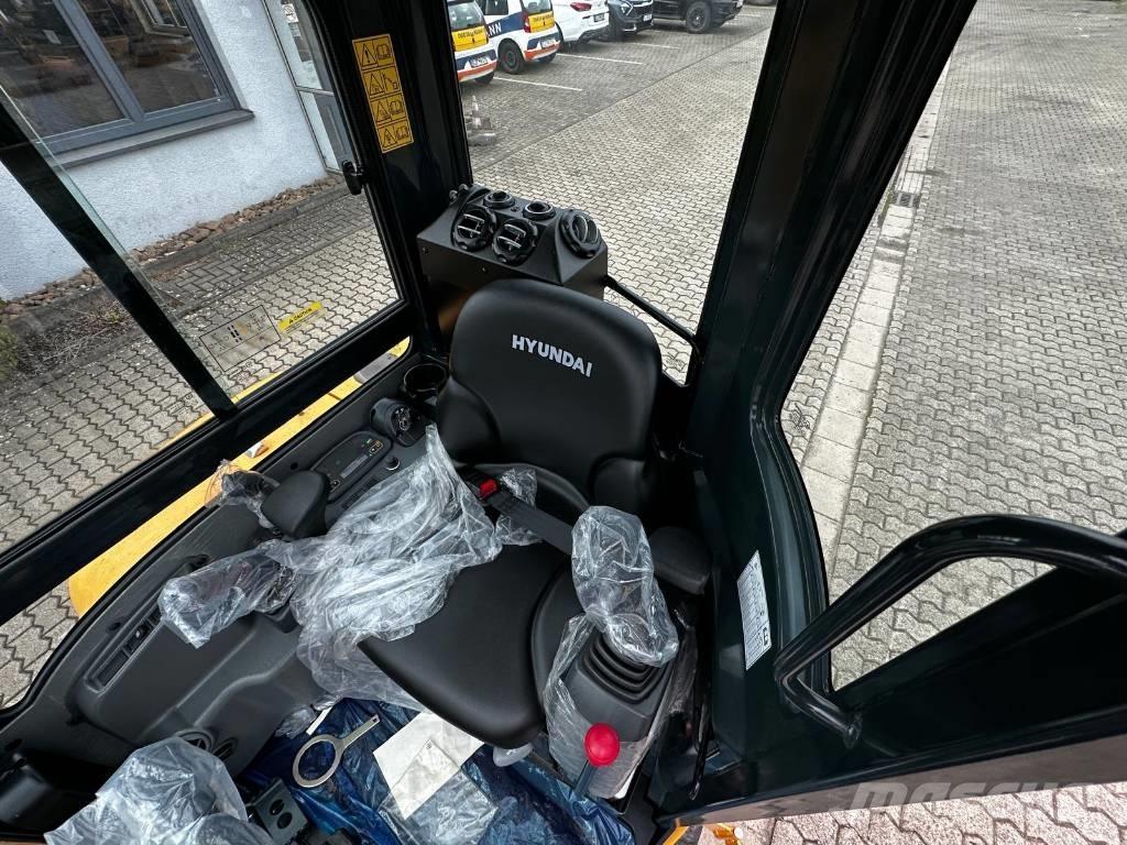 Hyundai R35Z 9A Minikaivukoneet < 7t