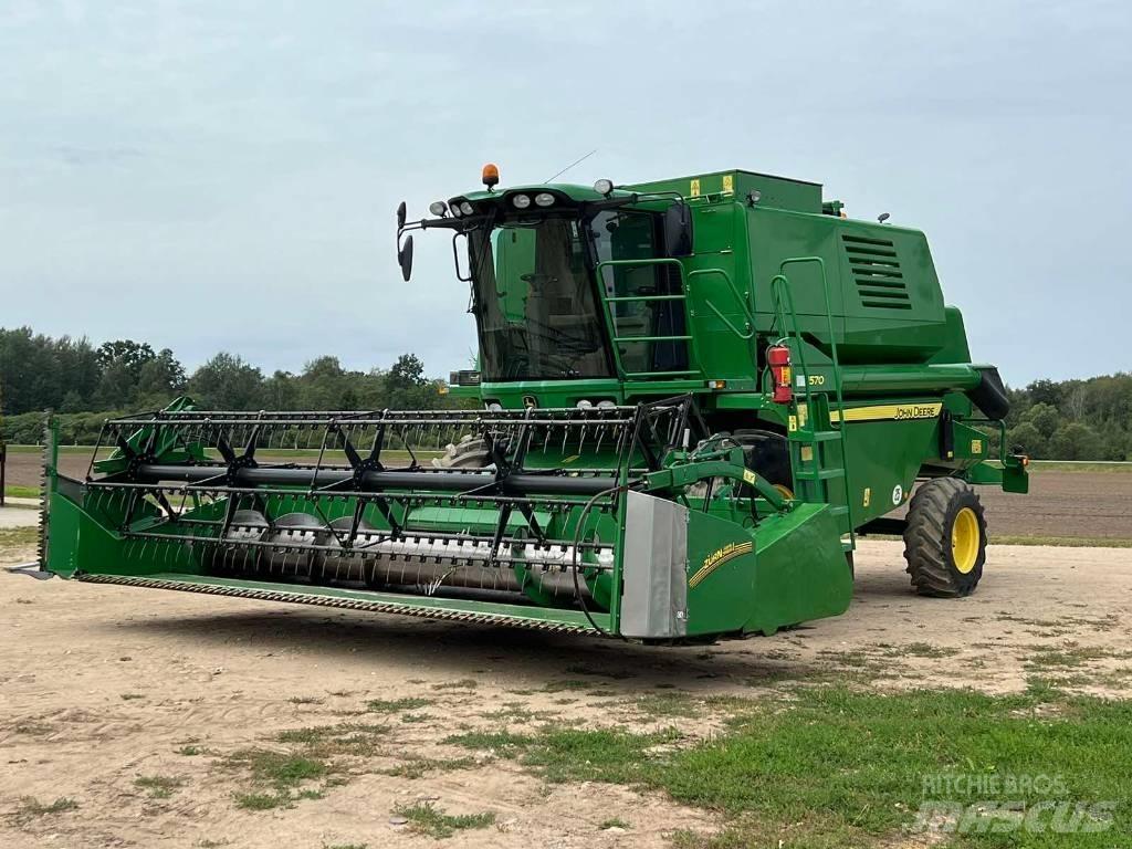 John Deere 1570 Leikkuupuimurit