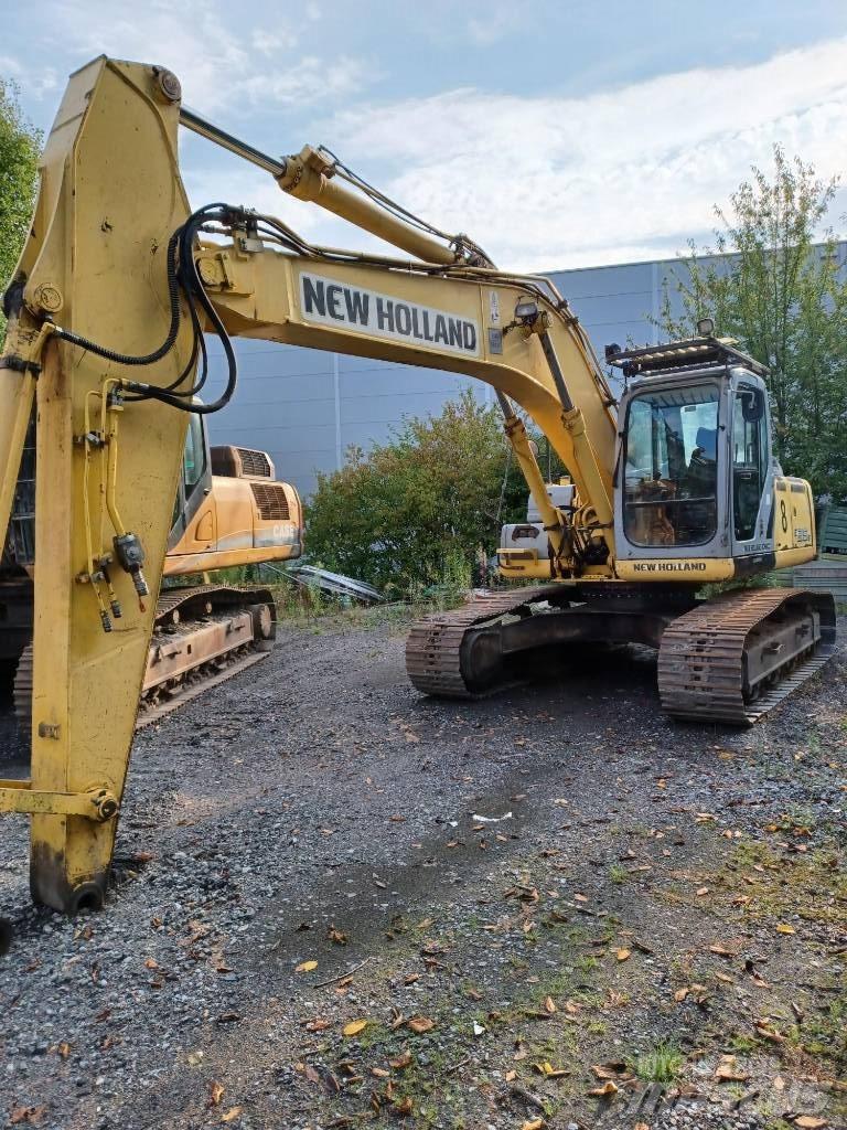 New Holland E 215 B Telakaivukoneet