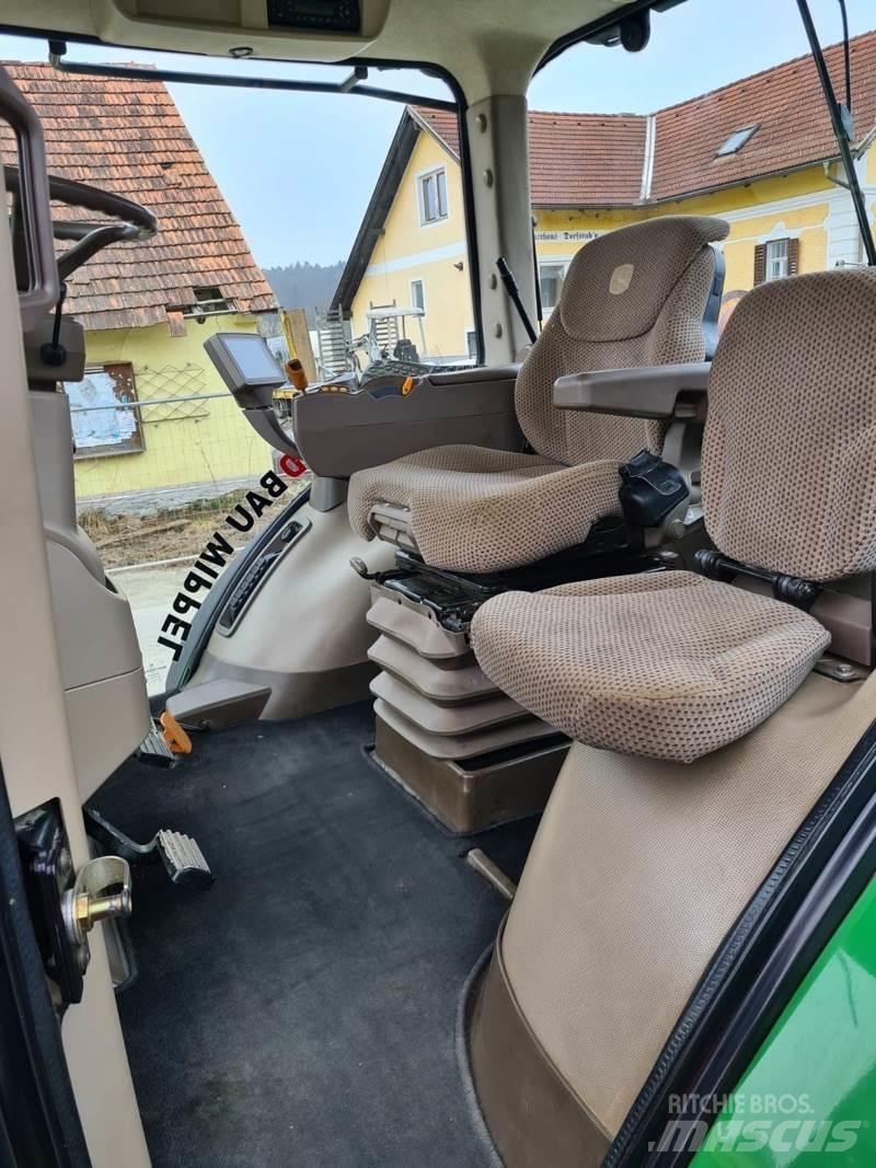 John Deere 7230R Traktorit