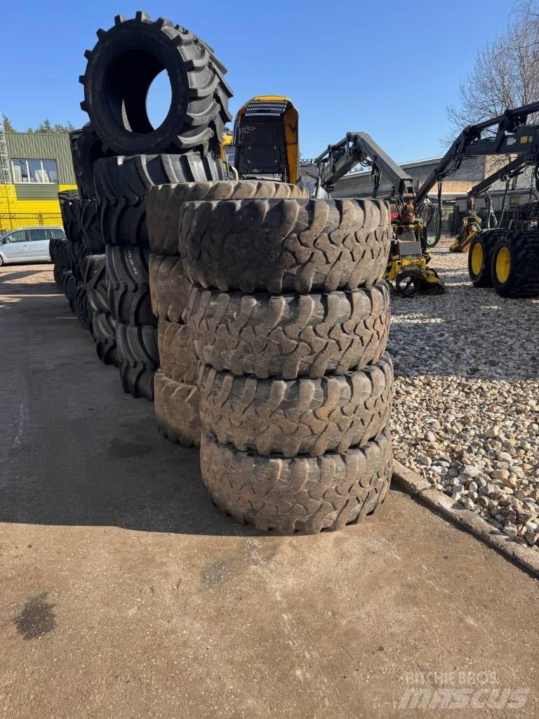 Trelleborg 460/70R24 Renkaat ja vanteet