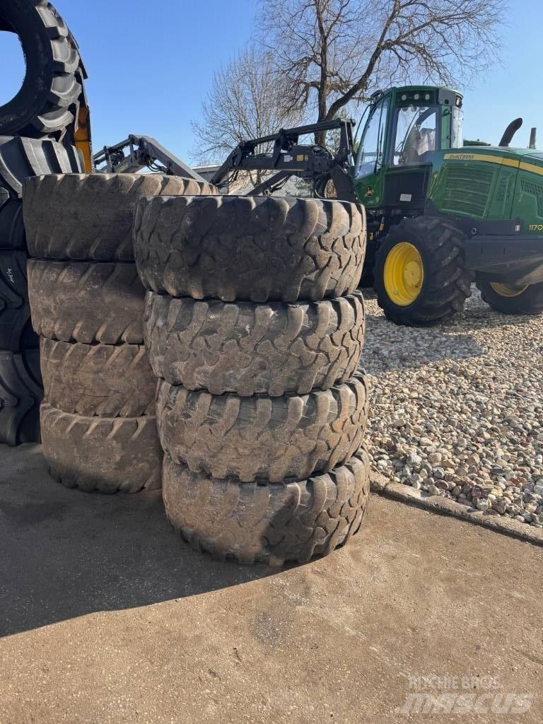 Trelleborg 460/70R24 Renkaat ja vanteet
