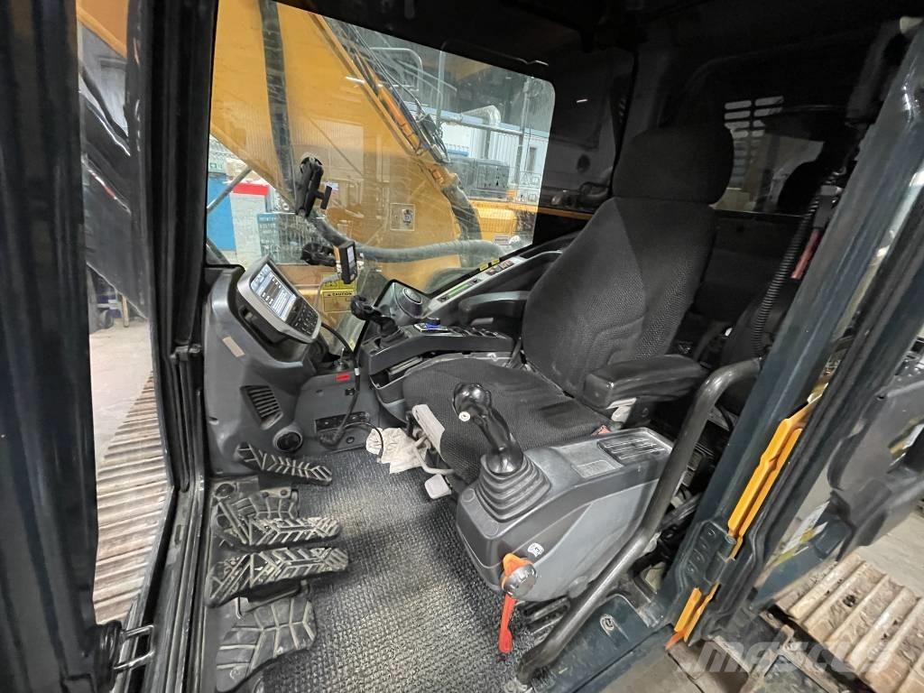 Hyundai HX 260 L Telakaivukoneet