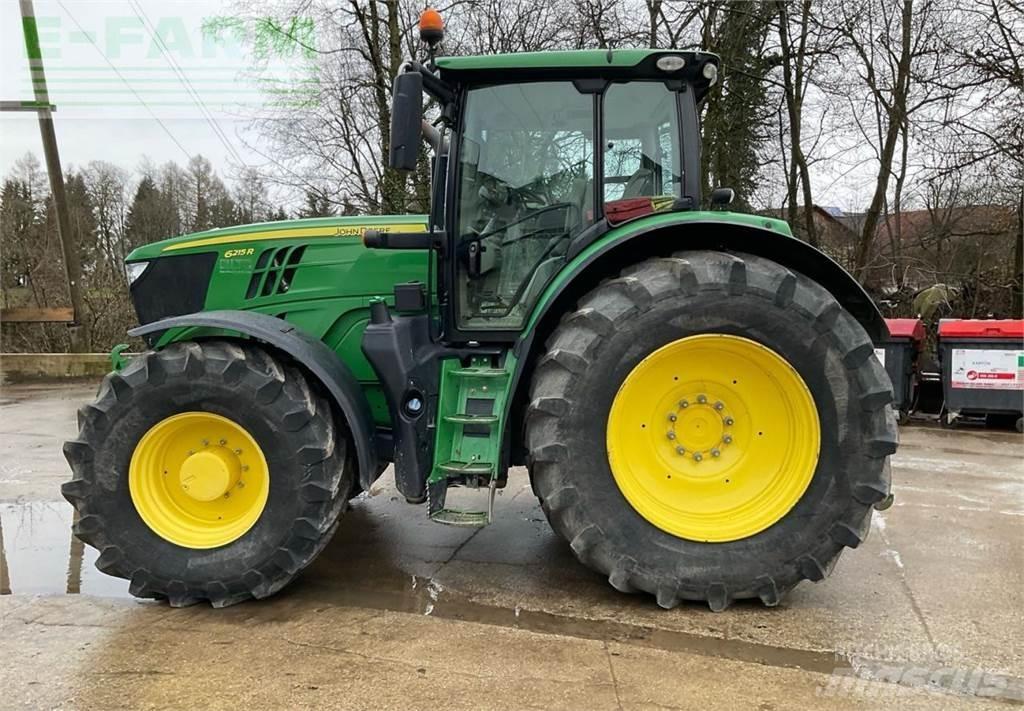 John Deere 6215R Traktorit
