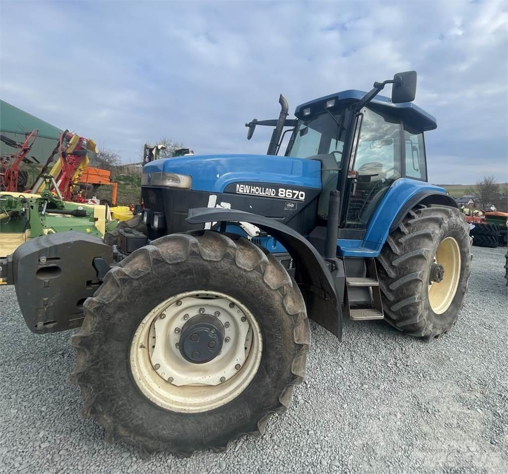New Holland 8670 Traktorit