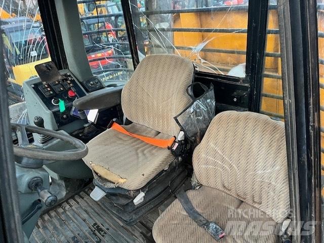 JCB 714 Dumpperit