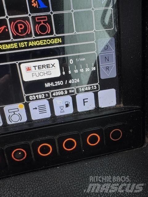 Fuchs TEREX 250MHL Jätteenkäsittelijät