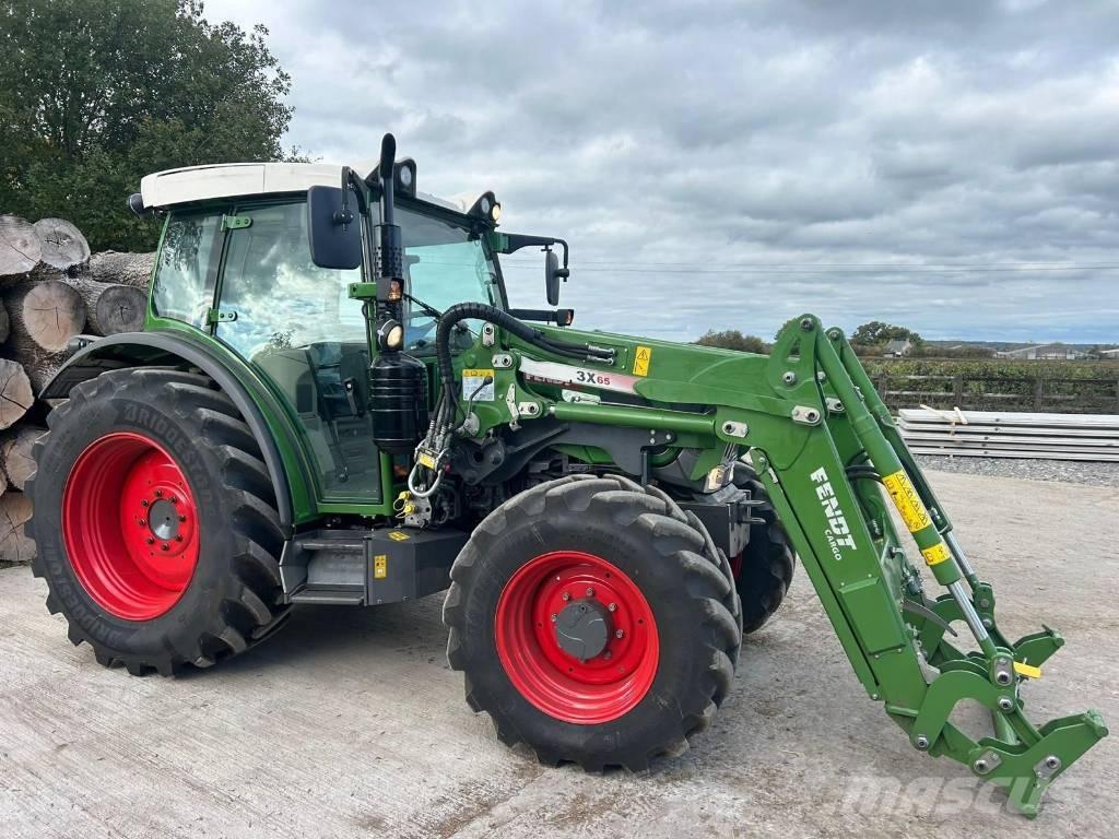 Fendt 211 Vario Traktorit