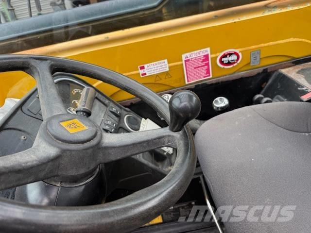 JCB 533-105 Kurottajat