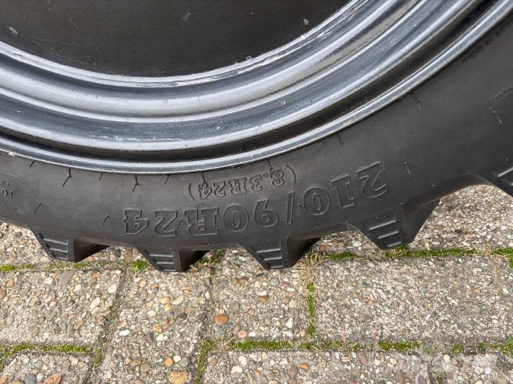 Kioti CK 3310 HST Taajamatraktorit