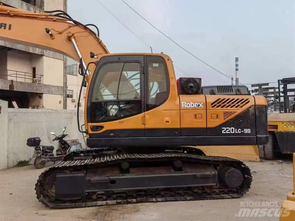 Hyundai R220LC-9S Telakaivukoneet
