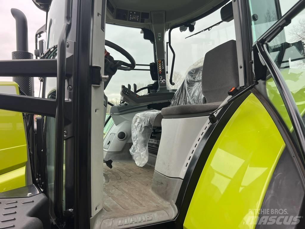 CLAAS Arion 610 CIS Traktorit