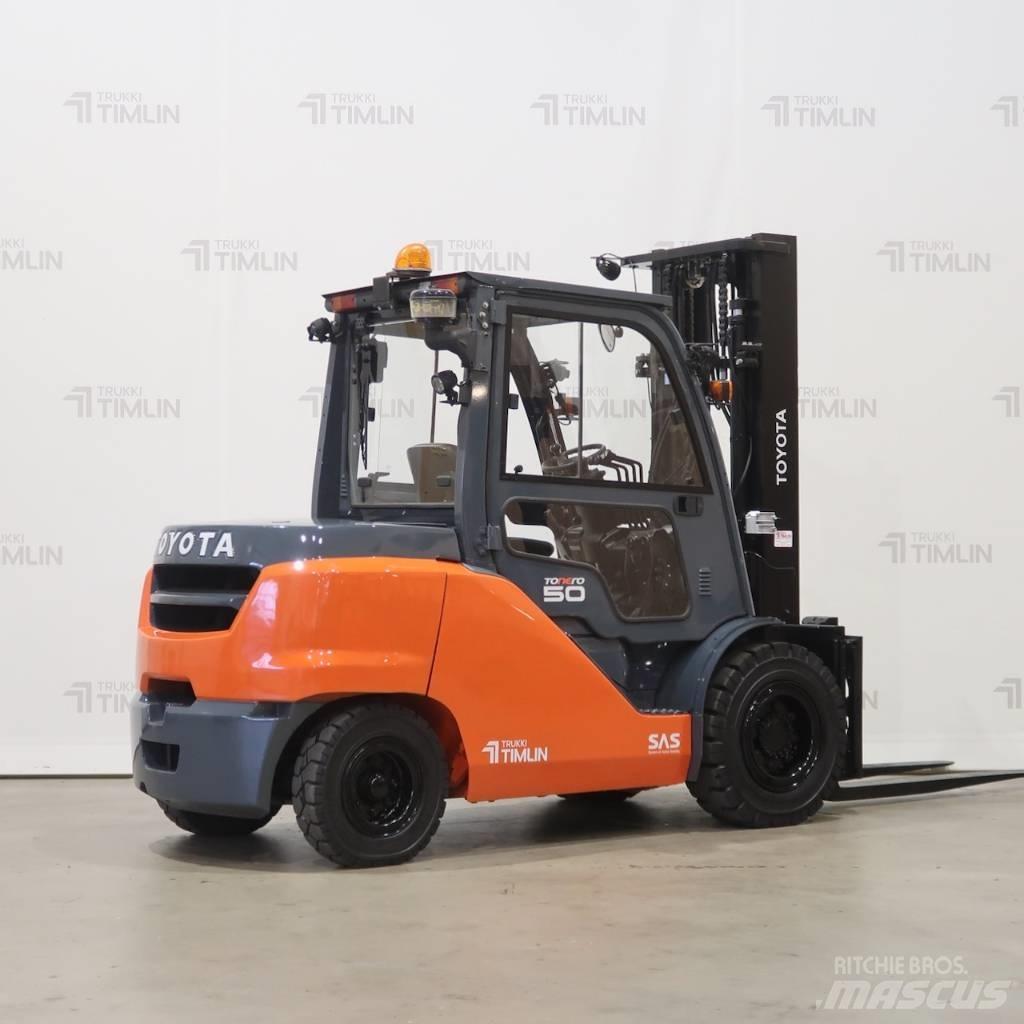 Toyota 40-8FD50N Dieseltrukit