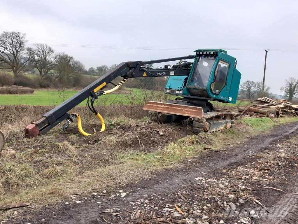 Neuson 132 HV T Harvesterit