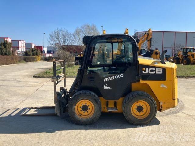 JCB 225 Liukuohjatut kuormaajat