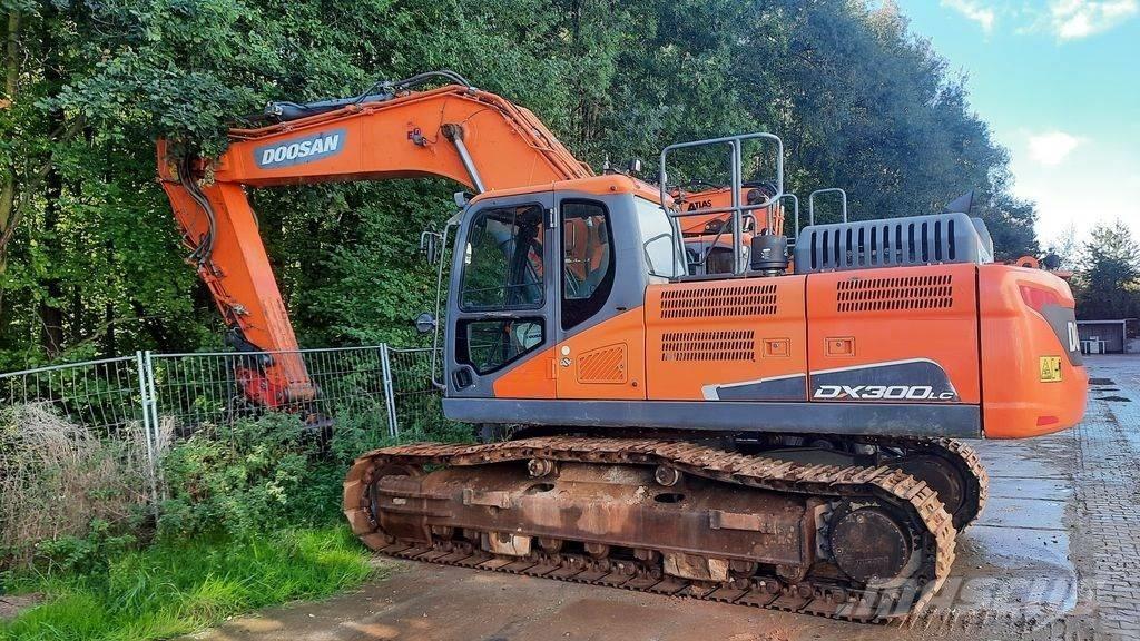Doosan DX 300 LC-5 Telakaivukoneet