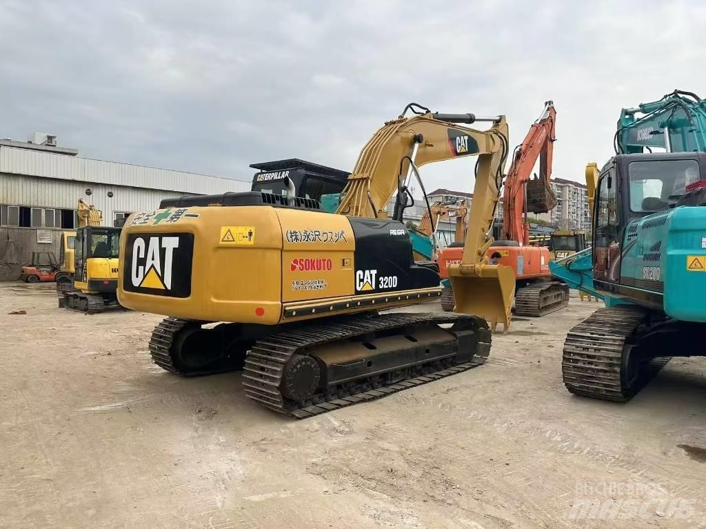 CAT 320 D Telakaivukoneet