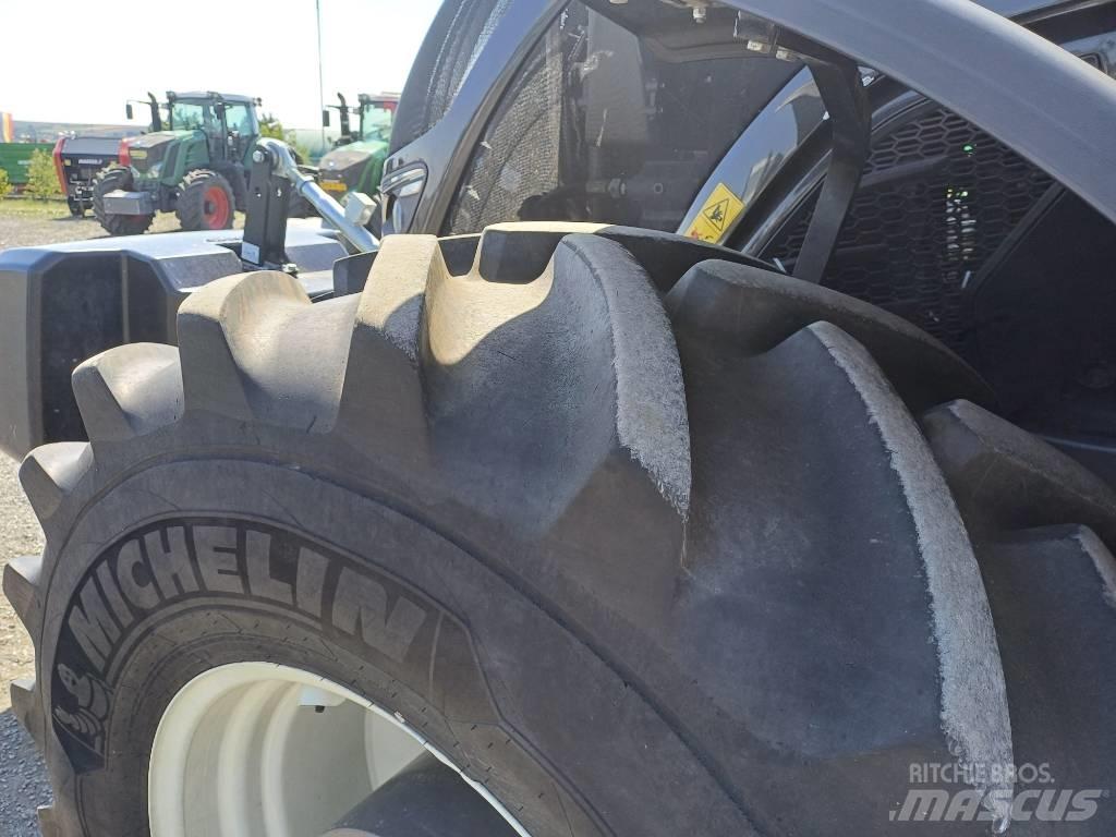 Valtra S 374 Traktorit