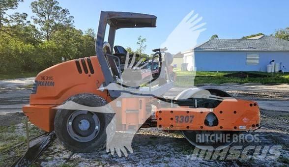 Hamm 3307 Yksivalssijyrät